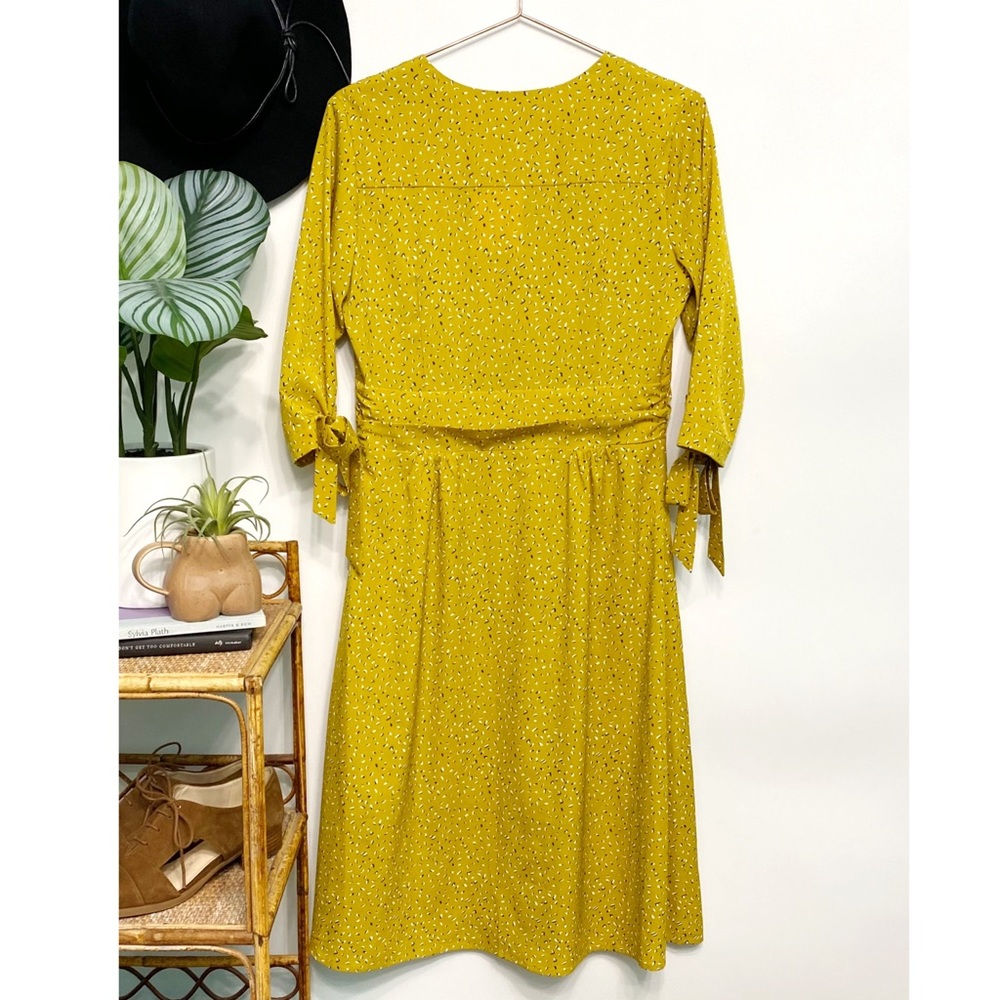 modcloth | simple retro mustard geo print tie-sleeve midi dress l - Picture 4 of 12